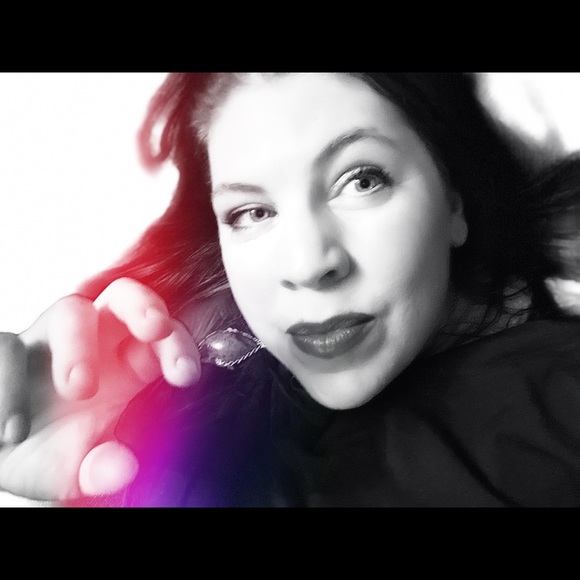 Meet your Posher, Kate - Picture 1 of 1